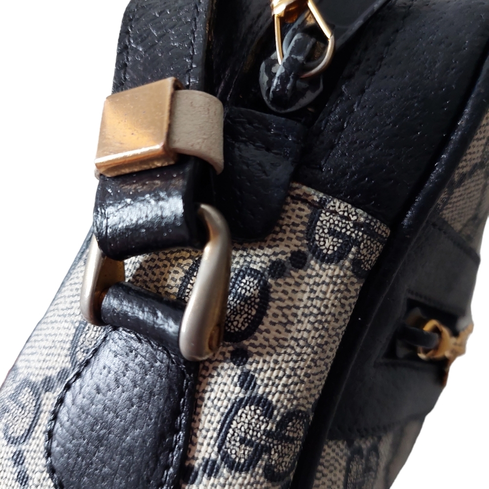 Gucci Vintage Crossbody bag. - Picture 13 of 16